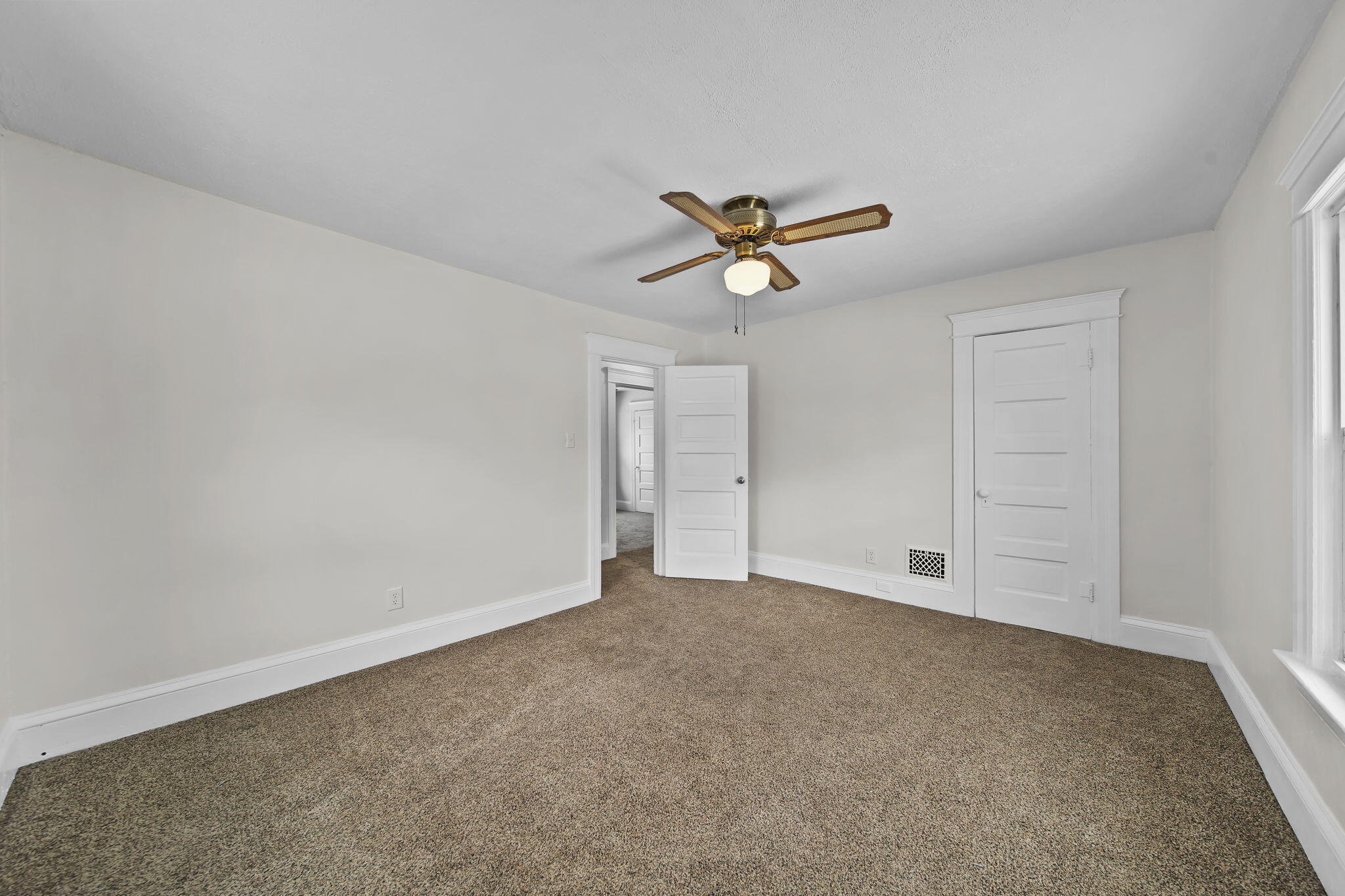 501 Cass Avenue Jackson, MI 49203 - Photo 23 of 48 23-web-or-mls-DSC03145