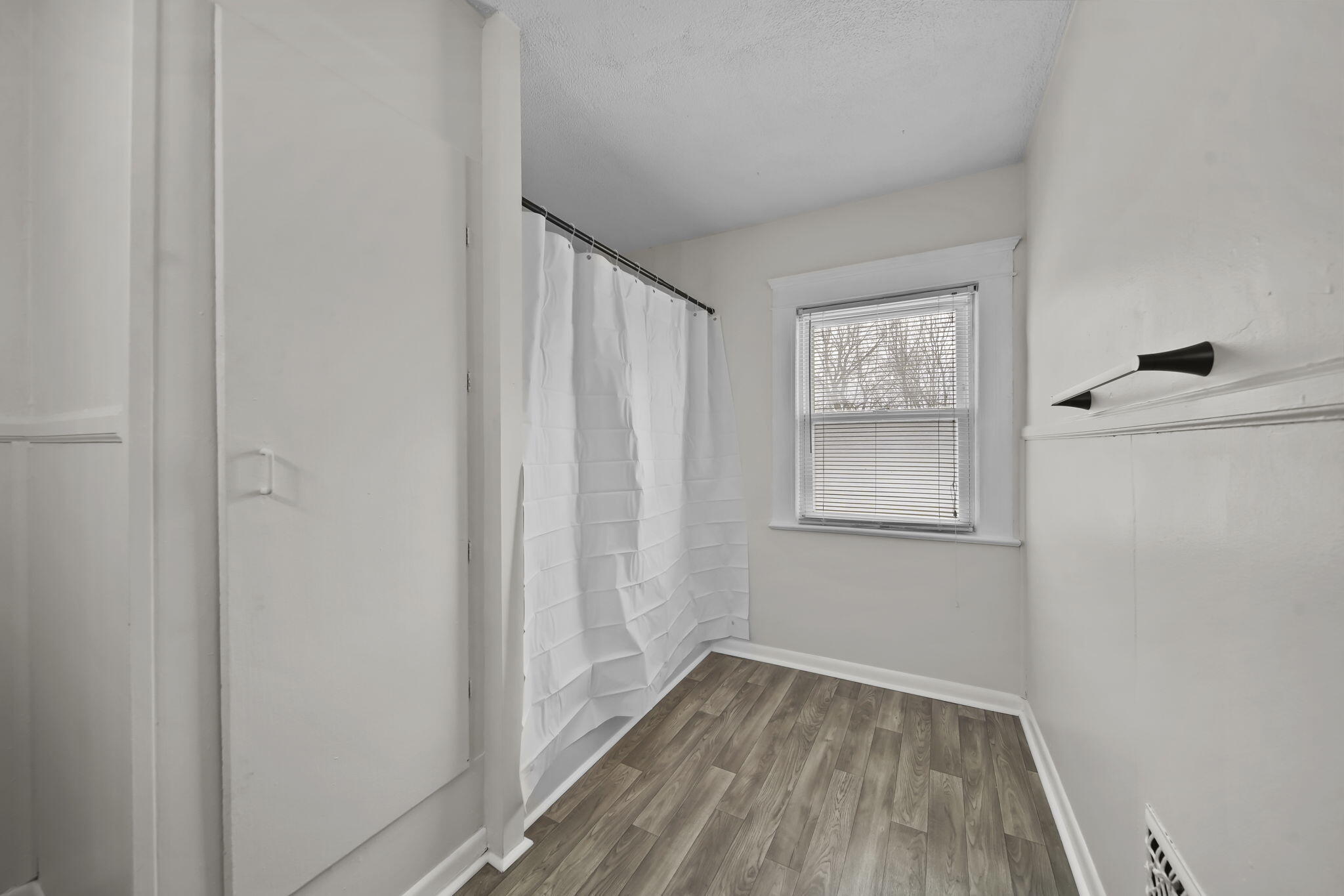 501 Cass Avenue Jackson, MI 49203 - Photo 26 of 48 26-web-or-mls-DSC03162