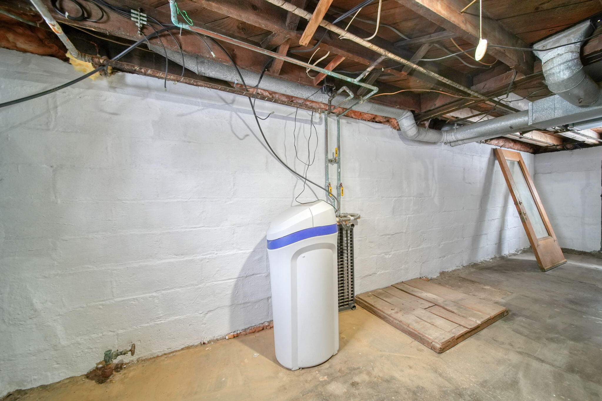 501 Cass Avenue Jackson, MI 49203 - Photo 31 of 48 31-web-or-mls-DSC03190_HDR