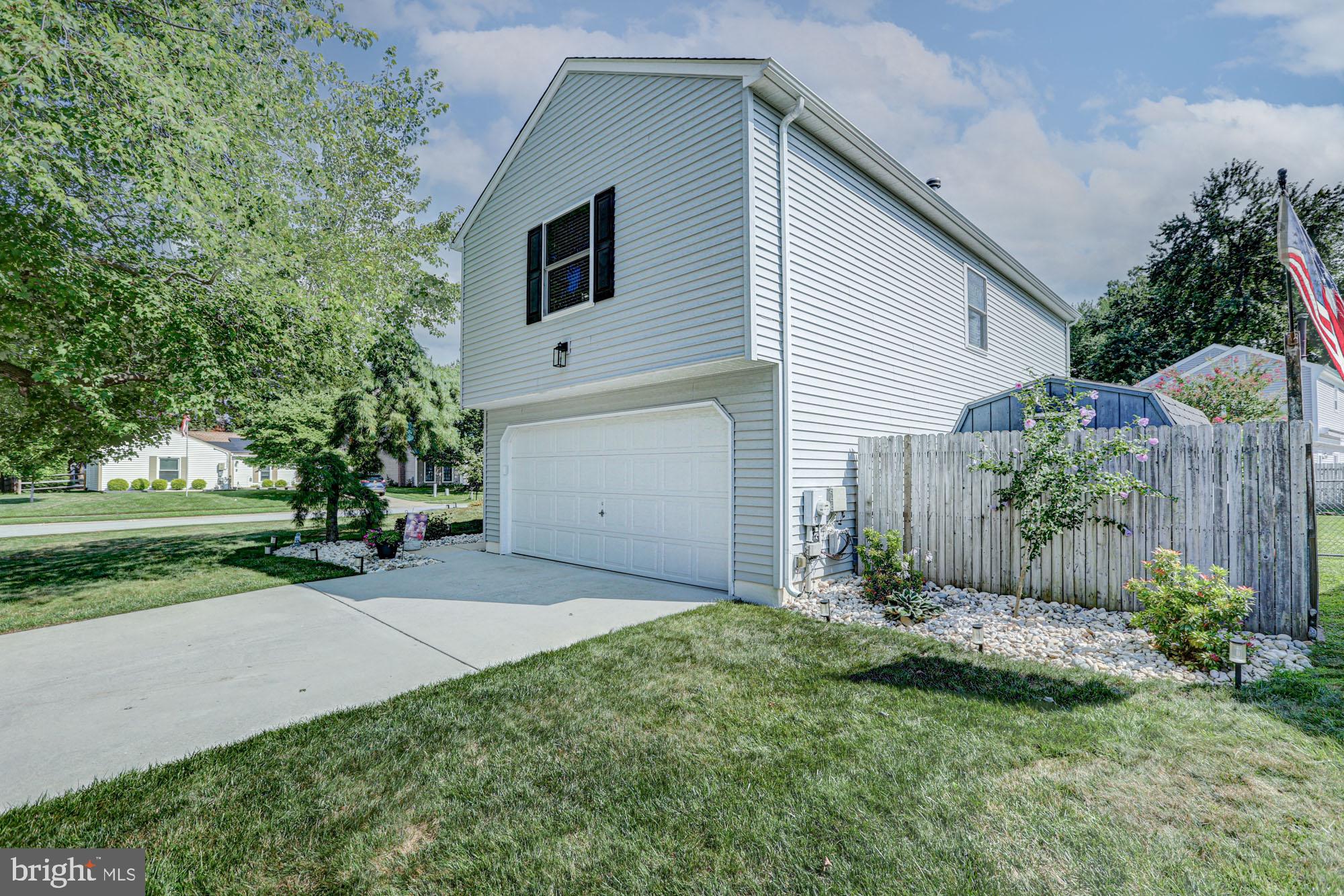 6 3 Rivers Drive Newark, DE 19702 - Photo 58 of 63 Charming home with inviting curb appeal.