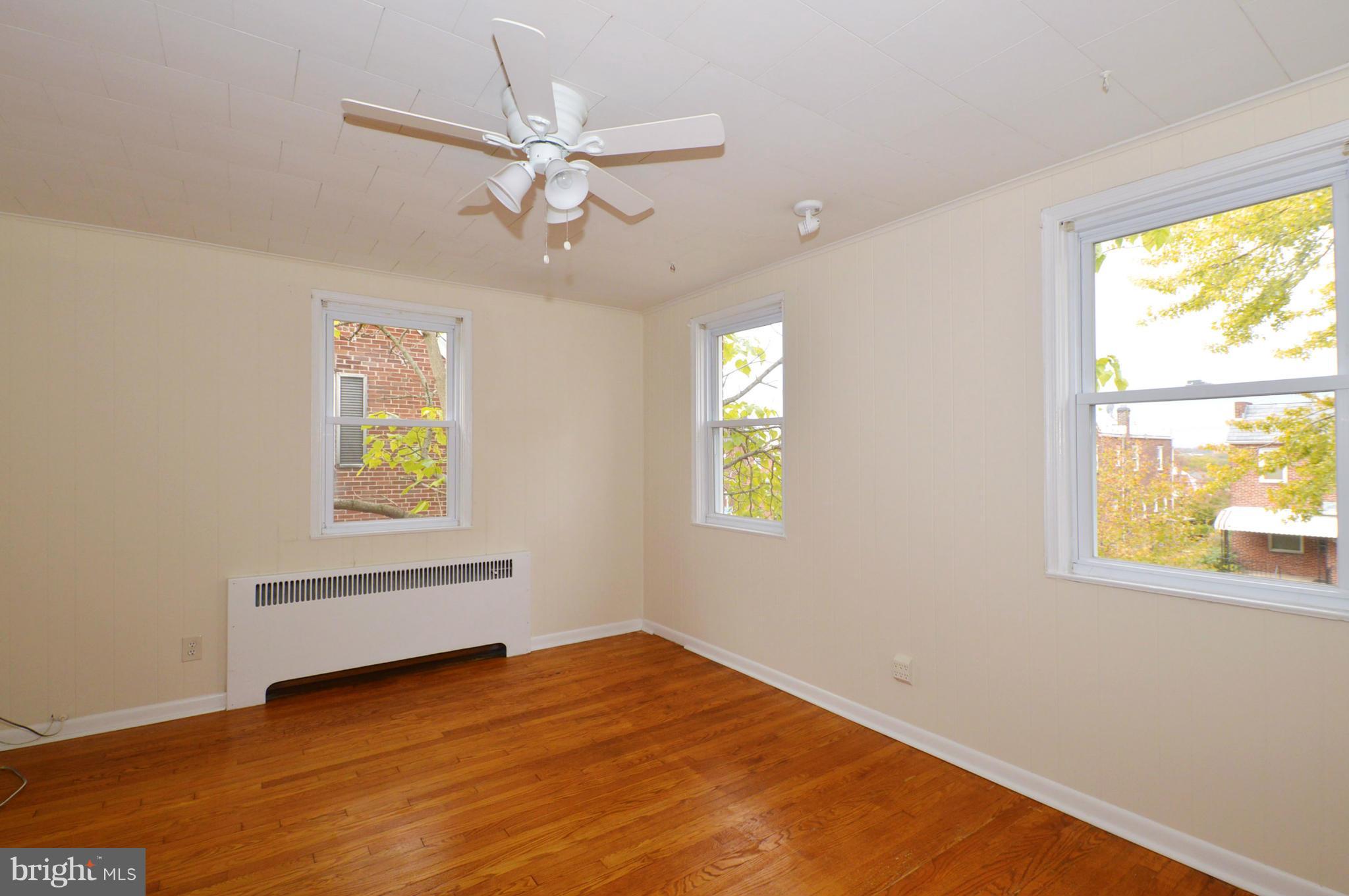 4611 Harcourt Road Baltimore, MD 21214 - Photo 18 of 30 Bedroom 1