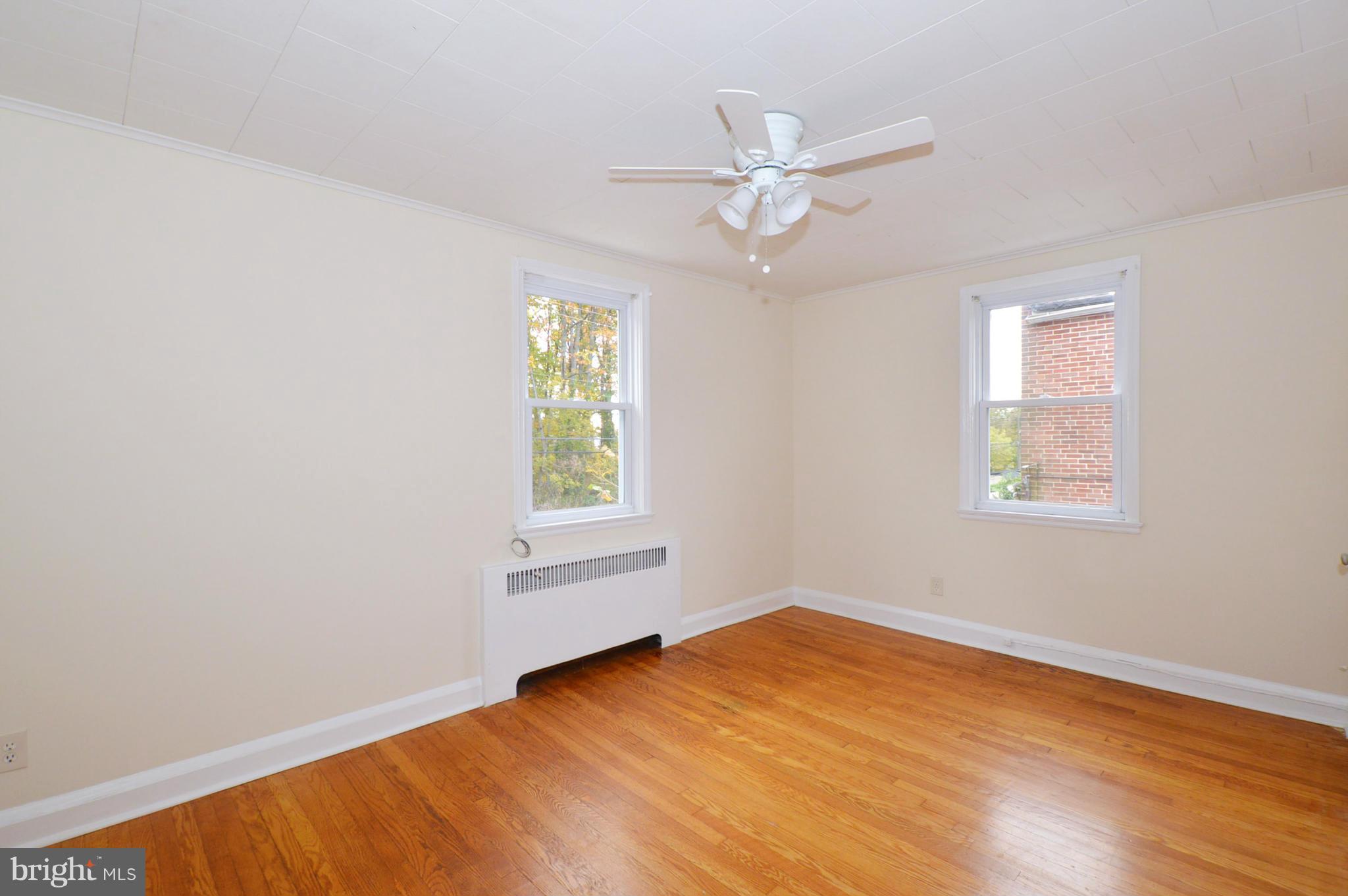4611 Harcourt Road Baltimore, MD 21214 - Photo 19 of 30 Bedroom 3