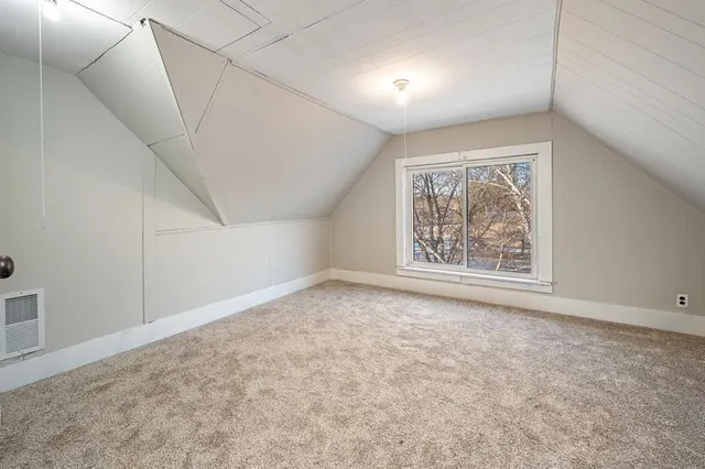 $124,000 | 123 Church Street, Lake Crystal, MN 56055