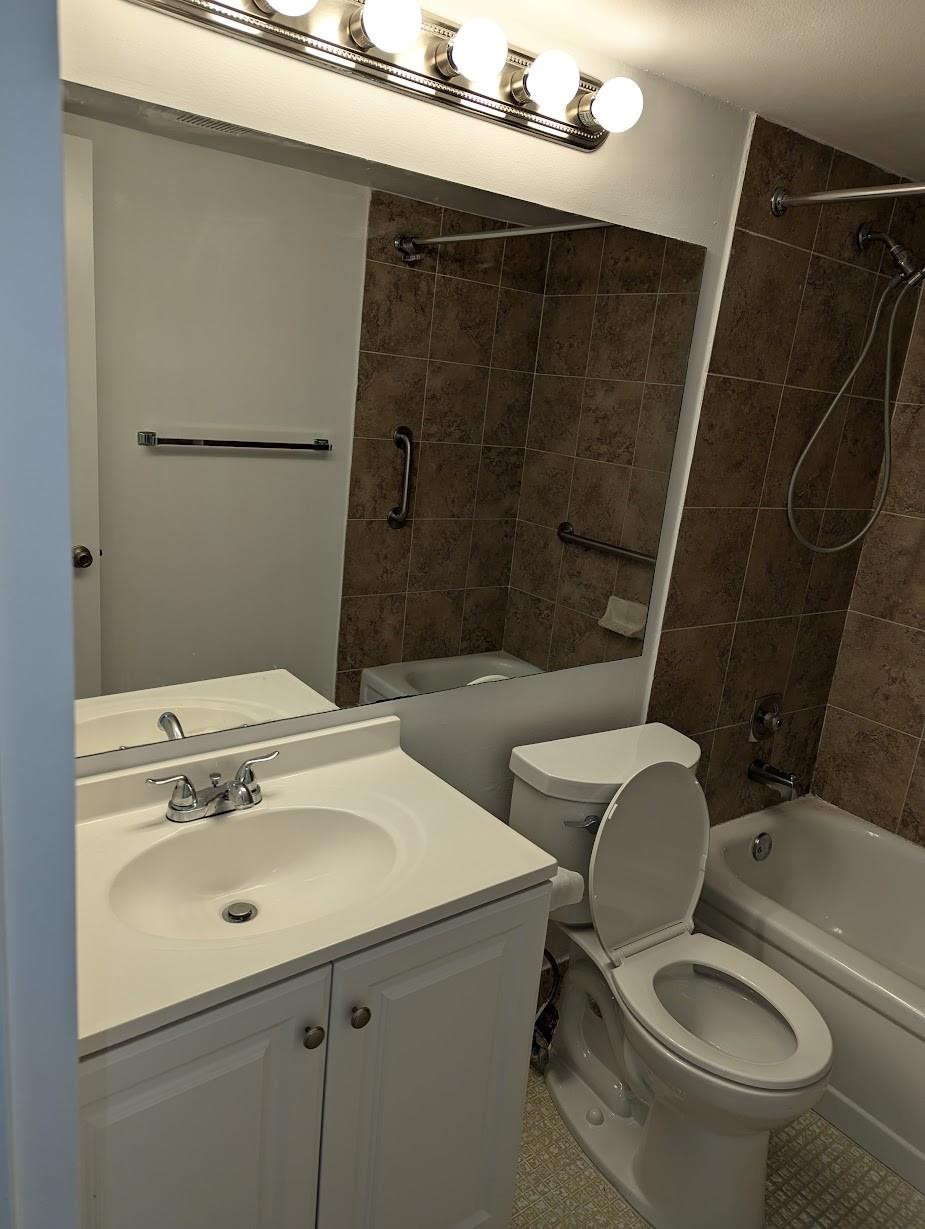 134 Mansfield D, Unit 134 Boca Raton, FL 33434 - Photo 14 of 30 Photo 14