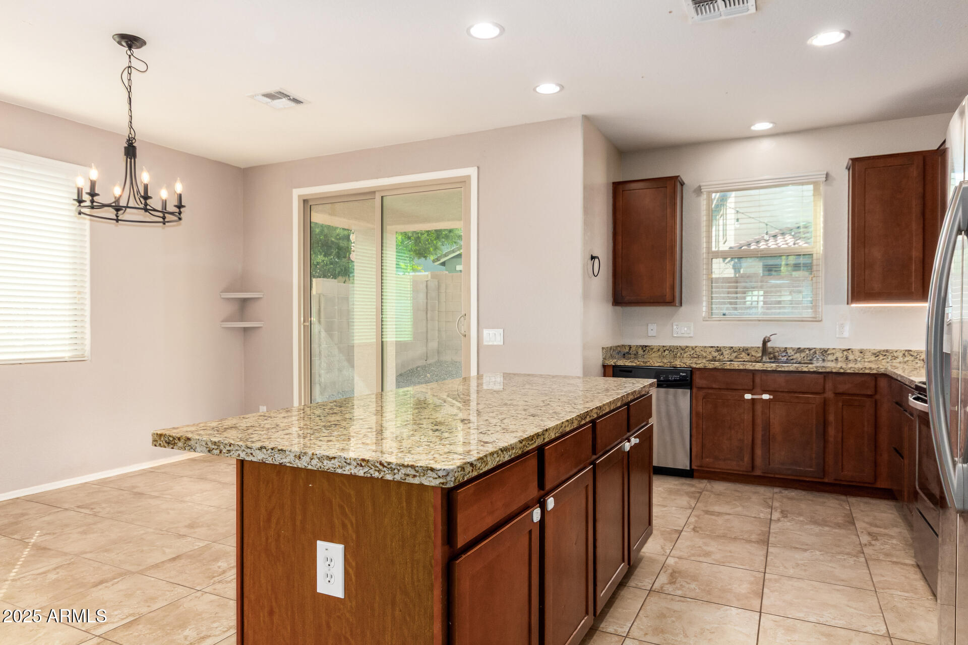 3323 East Roland Street Mesa, AZ 85213 - Photo 15 of 43 14 - Roland