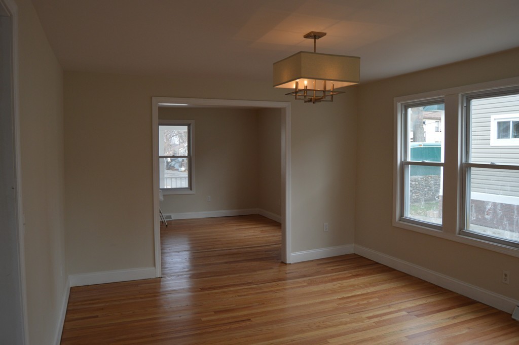 40 Fuller Street Chicopee, MA 01020 - Photo 13 of 26