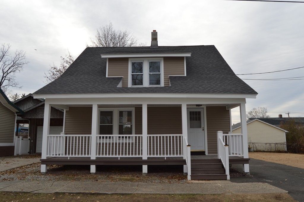 40 Fuller Street Chicopee, MA 01020 - Photo 2 of 26