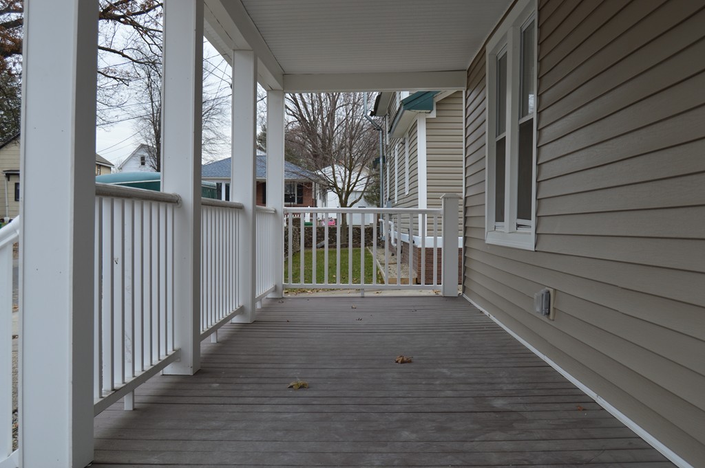 40 Fuller Street Chicopee, MA 01020 - Photo 6 of 26