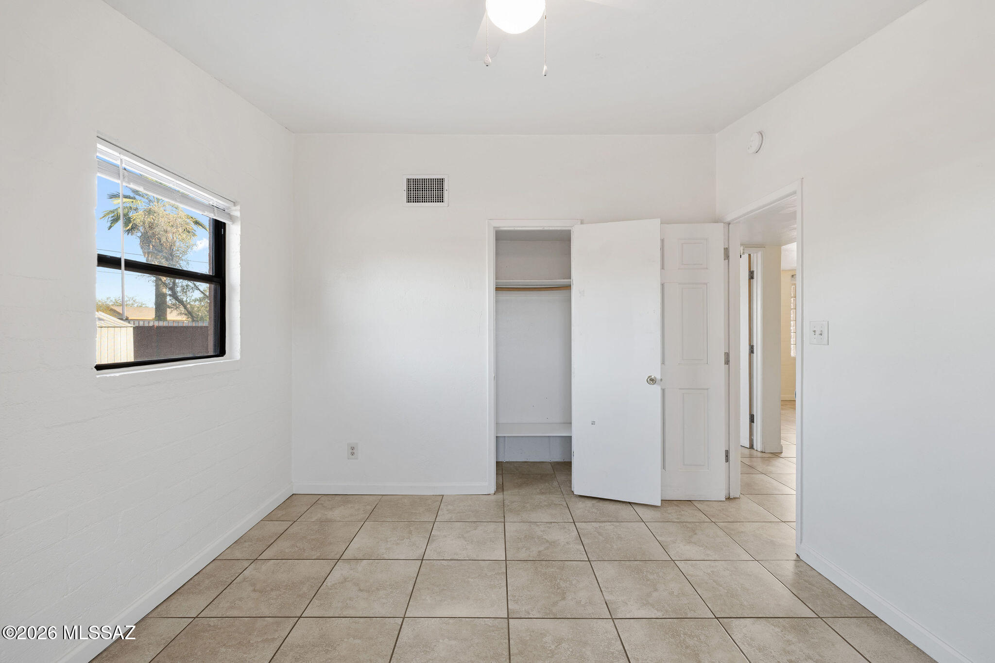702 North Silverbell Road Tucson, AZ 85745 - Photo 12 of 23