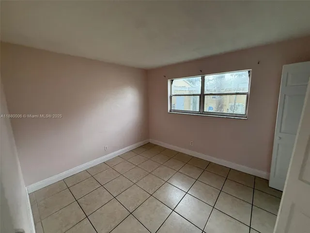 $1,850 | 4732 Southwest 33rd Avenue, Unit 103, Dania Beach, FL 33312