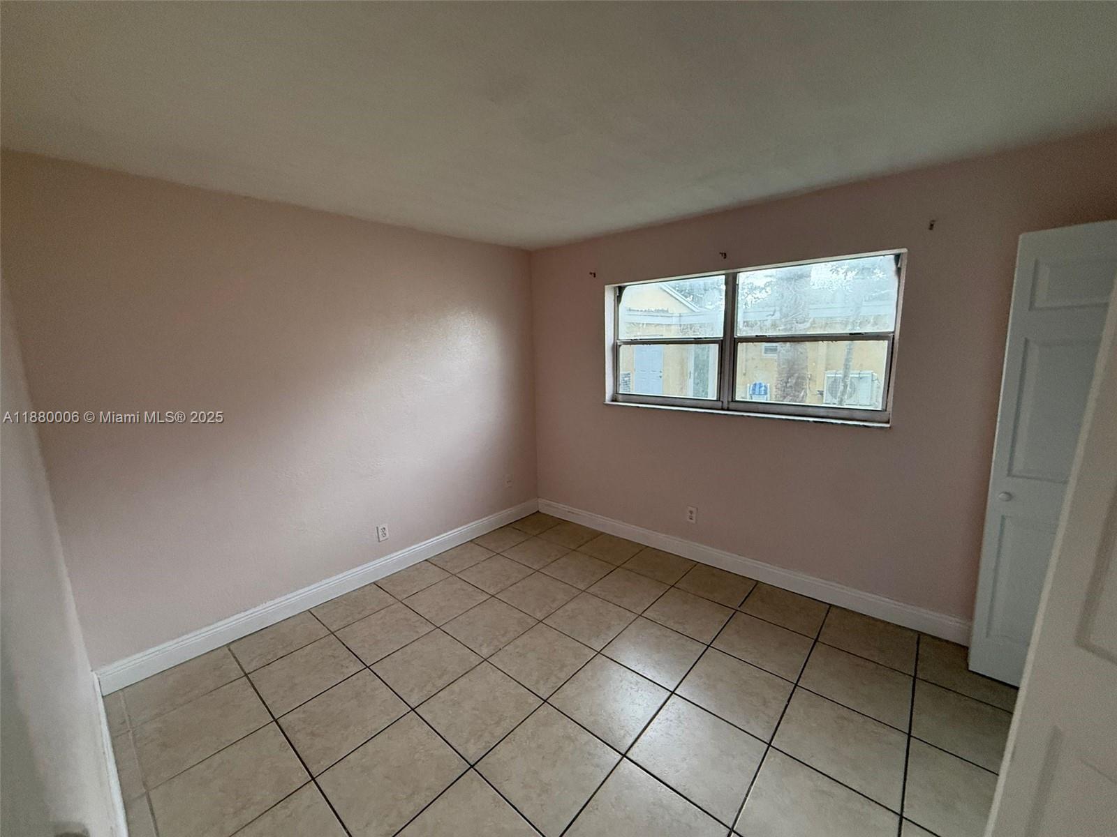 4732 Southwest 33rd Avenue, Unit 103 Dania Beach, FL 33312 - Photo 5 of 6