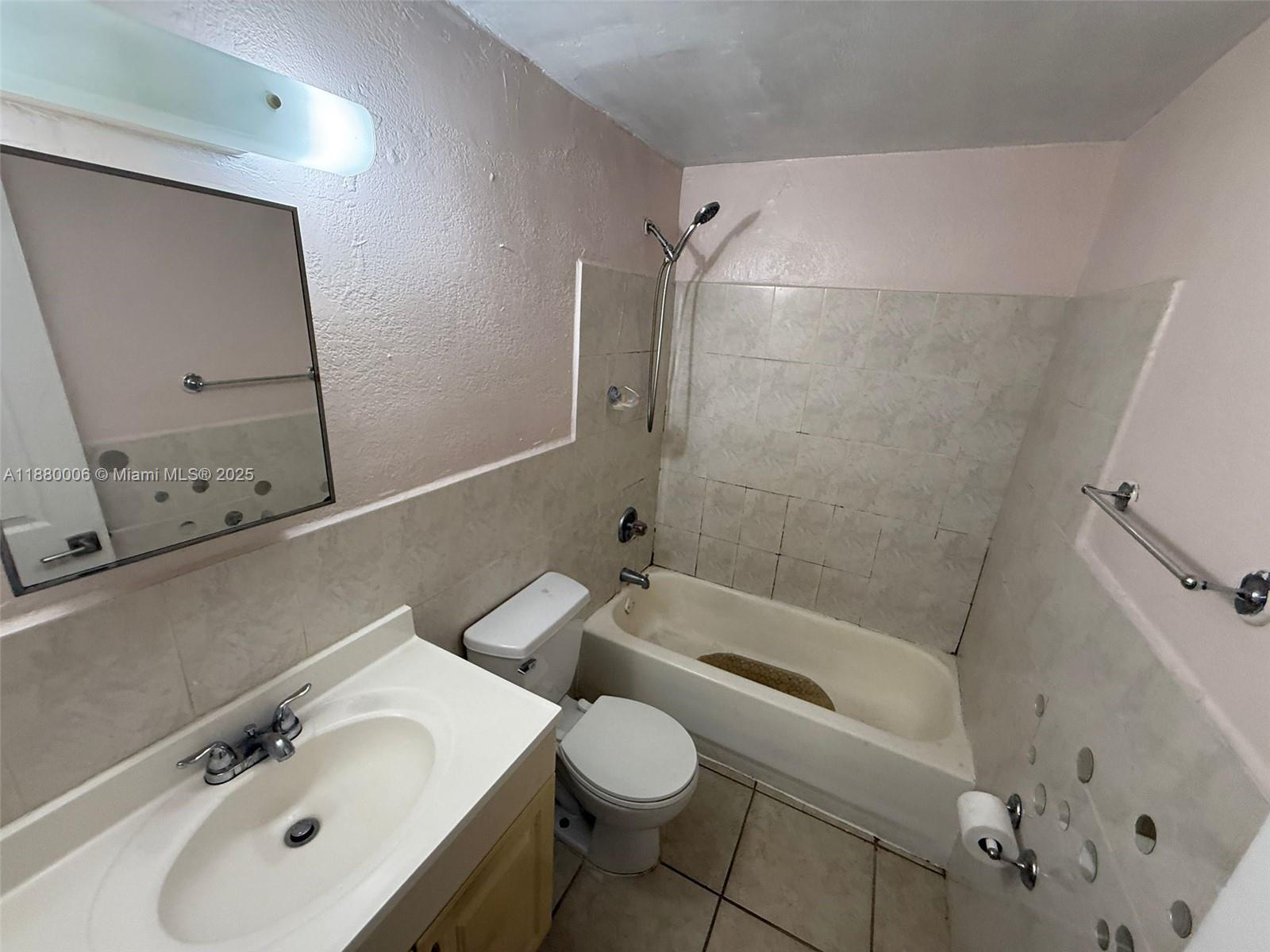 4732 Southwest 33rd Avenue, Unit 103 Dania Beach, FL 33312 - Photo 6 of 6