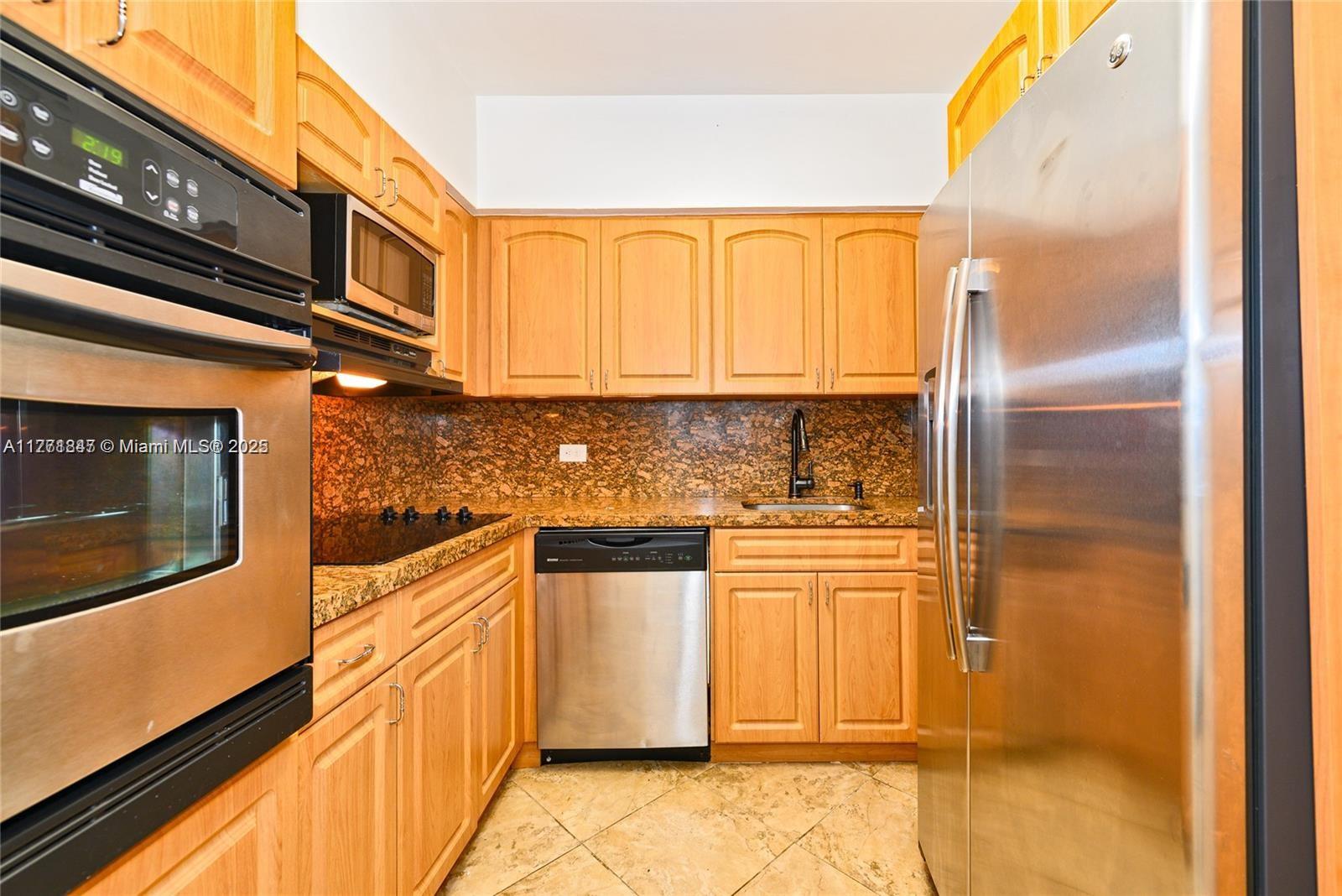 7441 Wayne Avenue, Unit 4C Miami Beach, FL 33141 - Photo 11 of 23