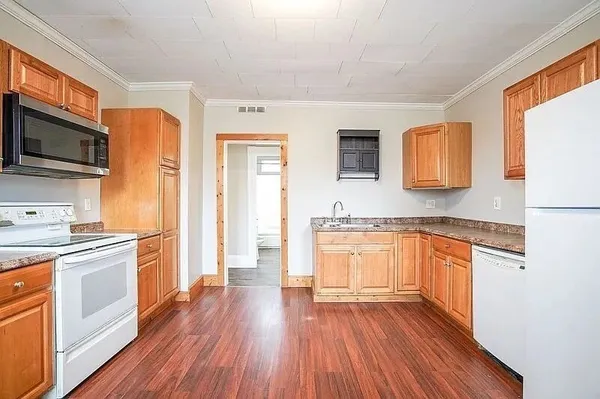 $625,000 | 10-12 River Street, Agawam, MA 01001
