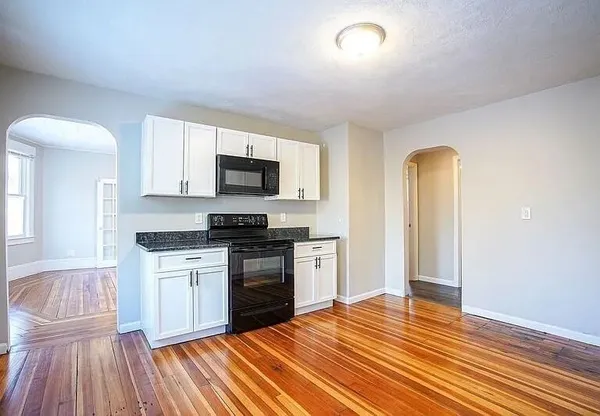 $625,000 | 10-12 River Street, Agawam, MA 01001