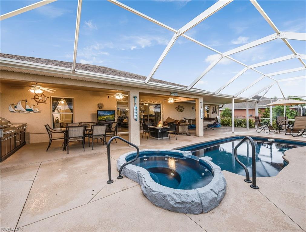 828 Rocaille Avenue Fort Myers, FL 33913 - Photo 1 of 31