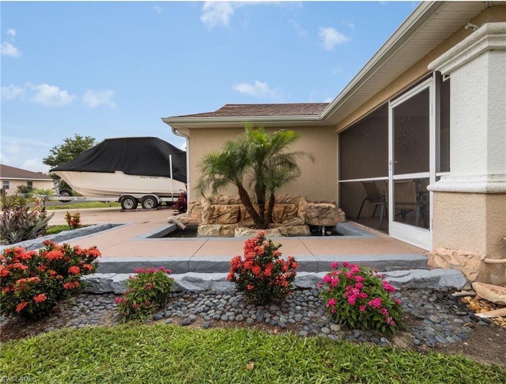 828 Rocaille Avenue Fort Myers, FL 33913 - Photo 4 of 31