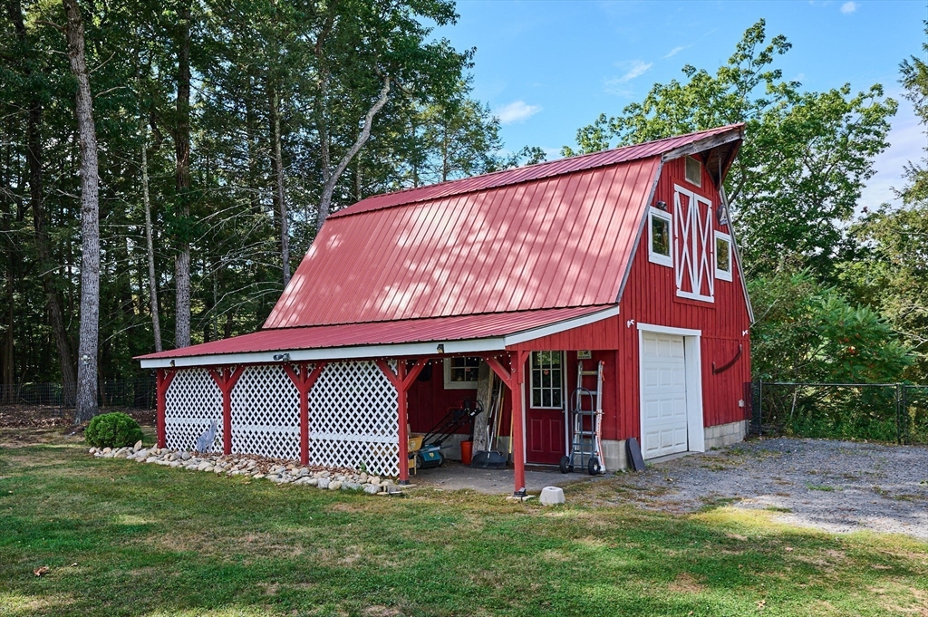 22 River Road Erving, MA 01344 - Photo 9 of 41 Gallery Image 9