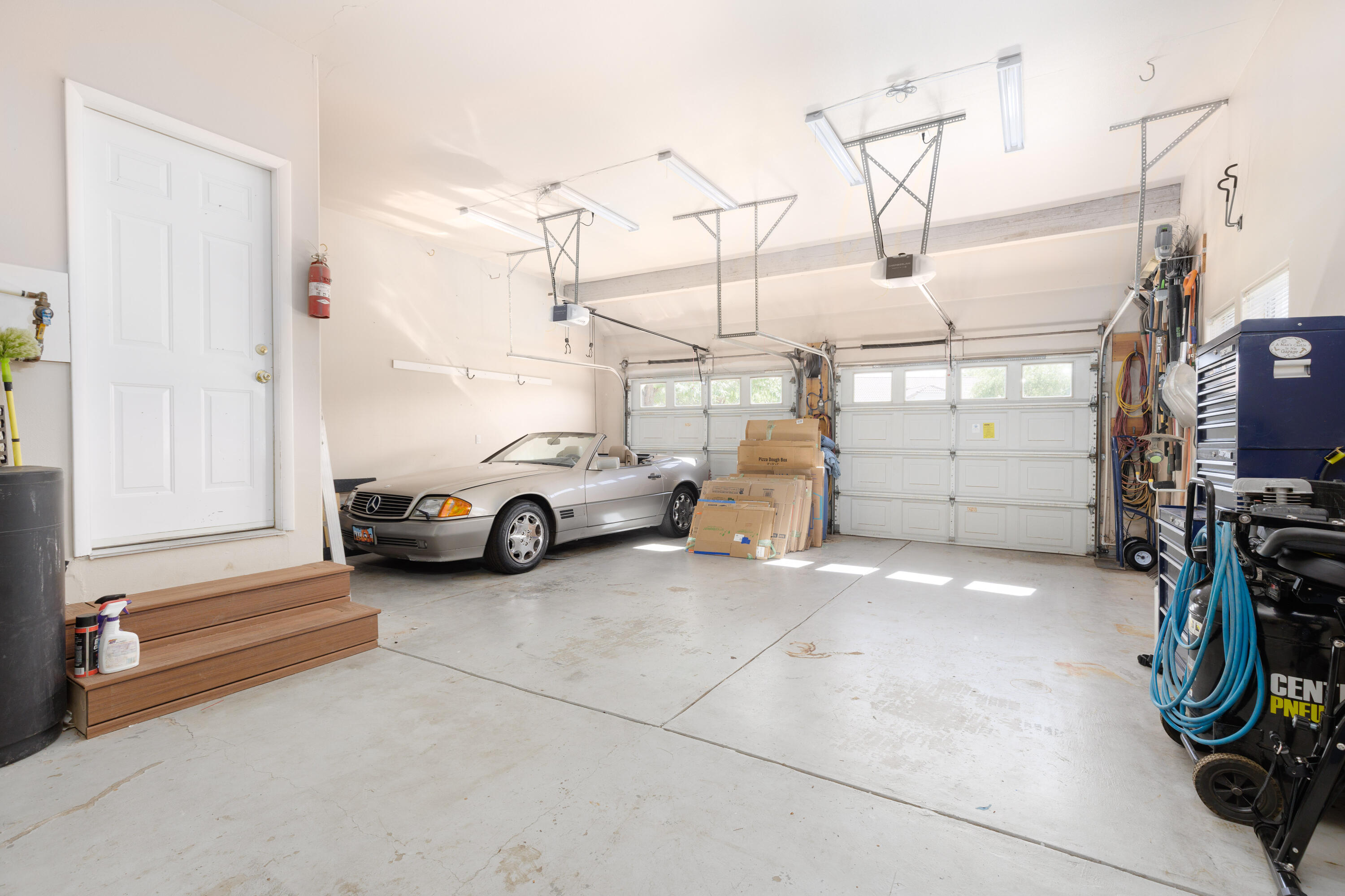 1690 South Pt Drive St. George, UT 84790 - Photo 12 of 77 Oversized Garage