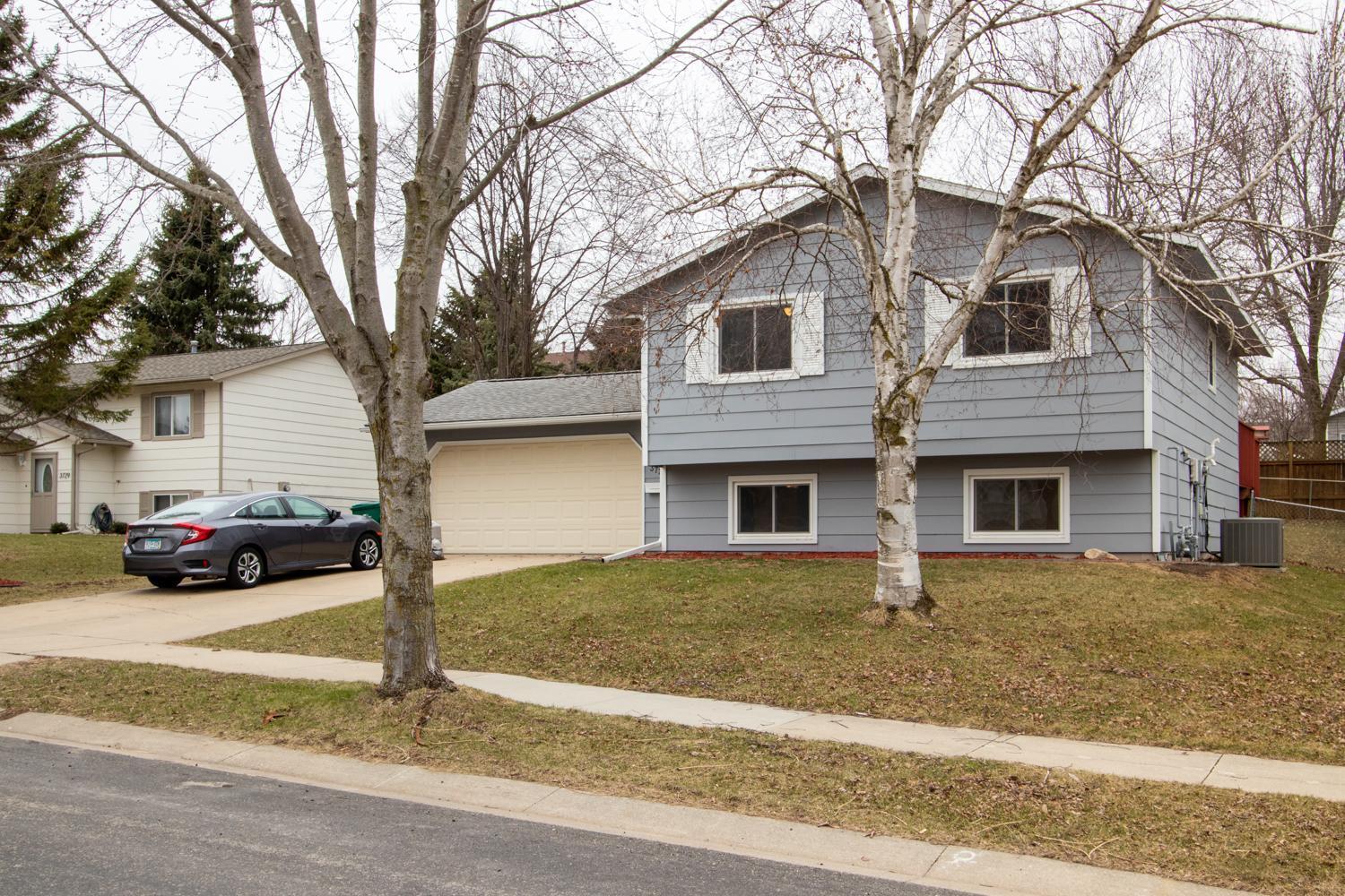 3725 10th Avenue Southwest Rochester, MN 55902 - Photo 1 of 1