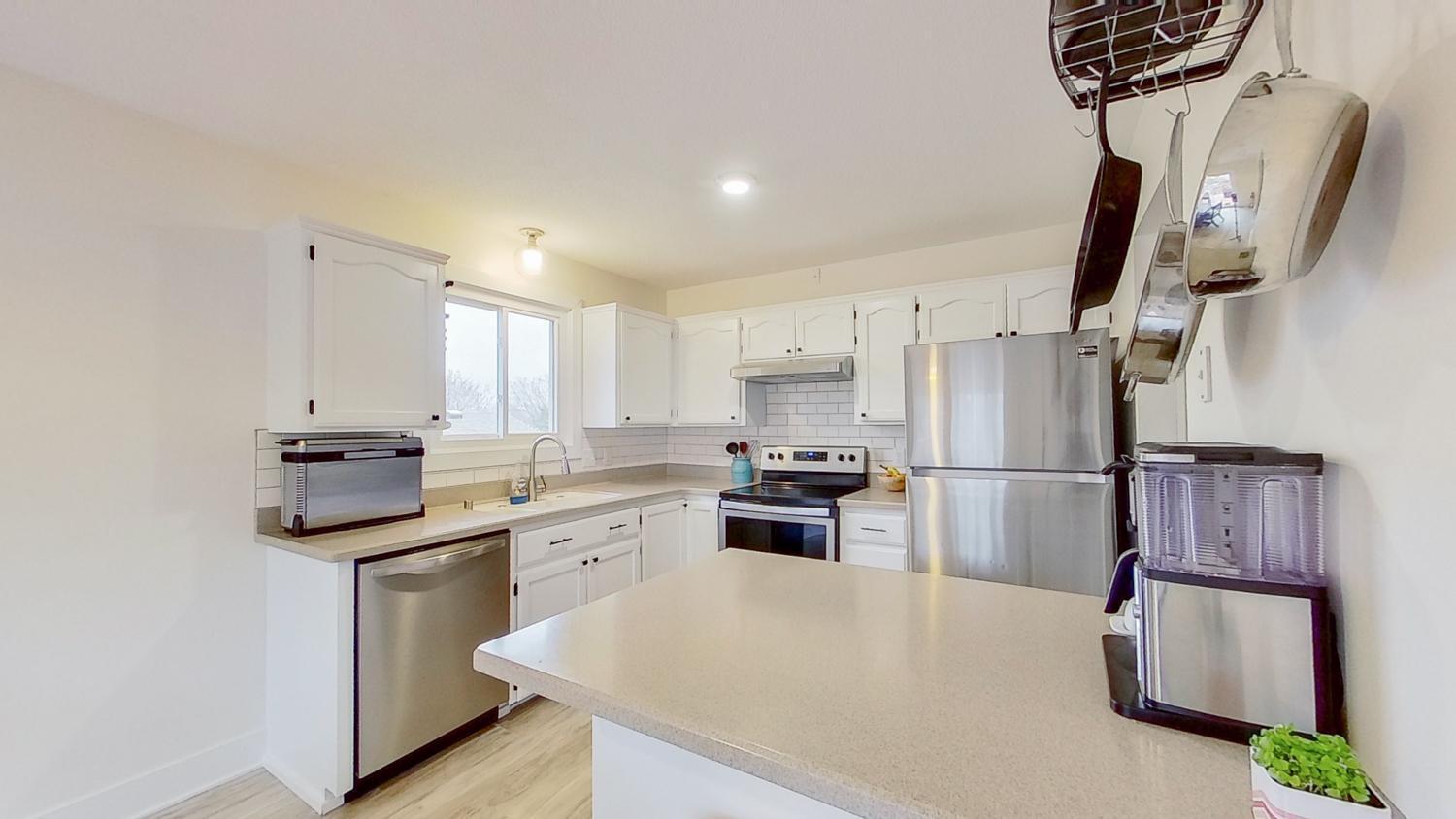 3725 10th Avenue Southwest Rochester, MN 55902 - Photo 13 of 26 Gallery Image 13