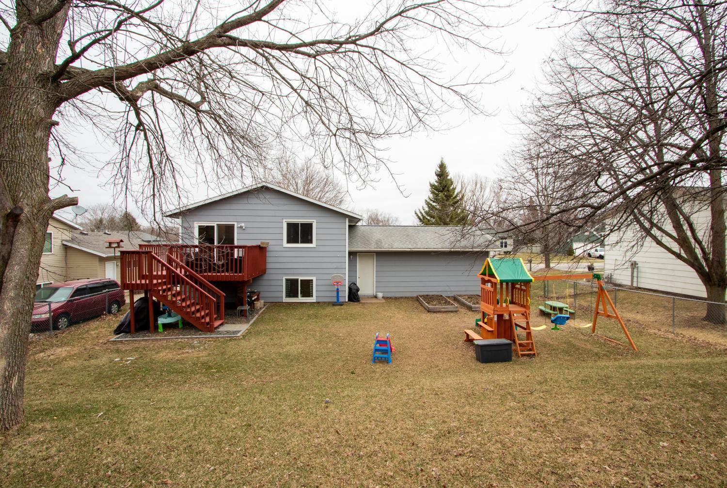 3725 10th Avenue Southwest Rochester, MN 55902 - Photo 4 of 26 Gallery Image 4