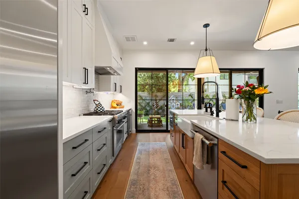 $2,195,000 | 2107 Peach Tree Street, Austin, TX 78704