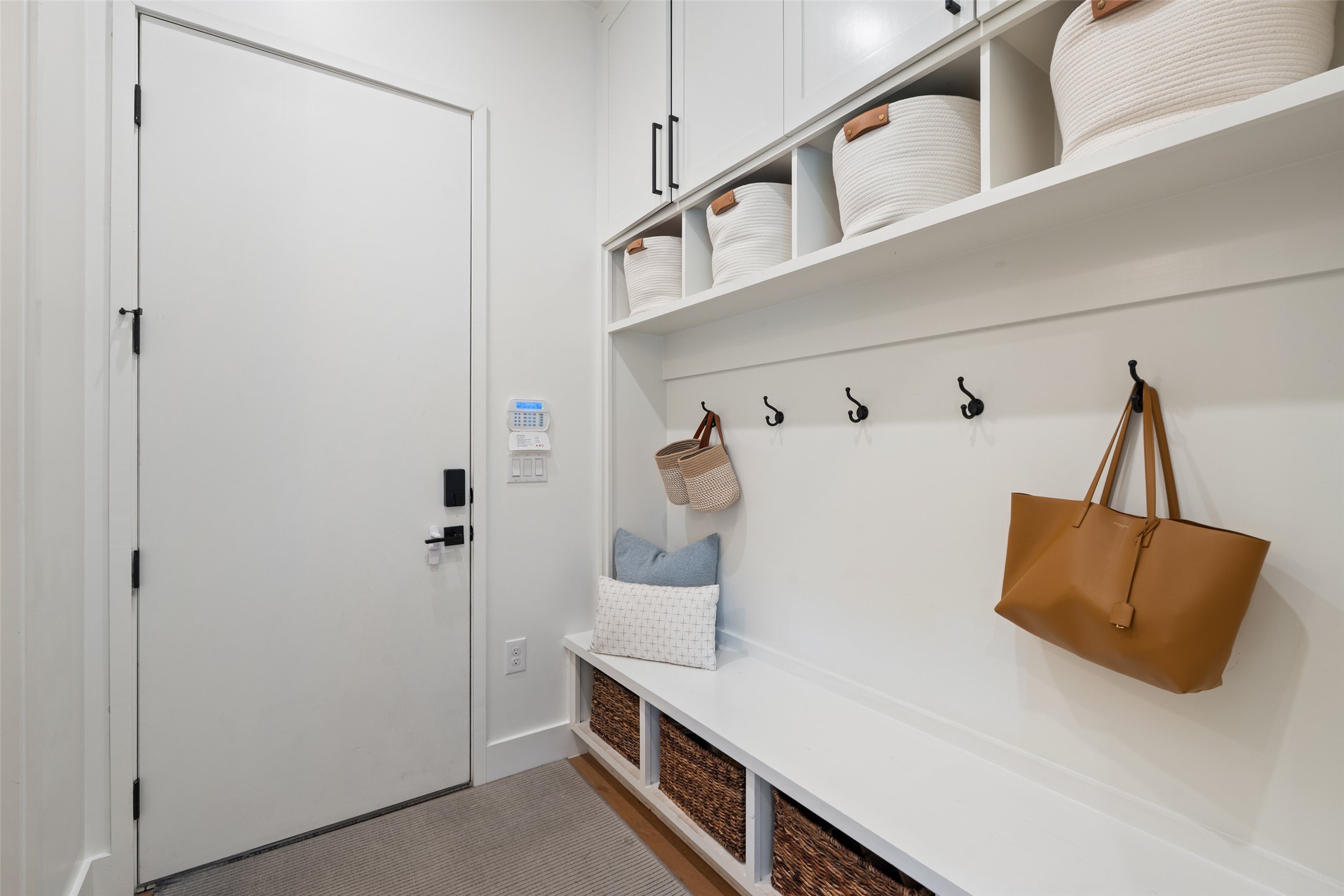2107 Peach Tree Street Austin, TX 78704 - Photo 24 of 40 View of mudroom