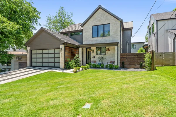 $2,195,000 | 2107 Peach Tree Street, Austin, TX 78704