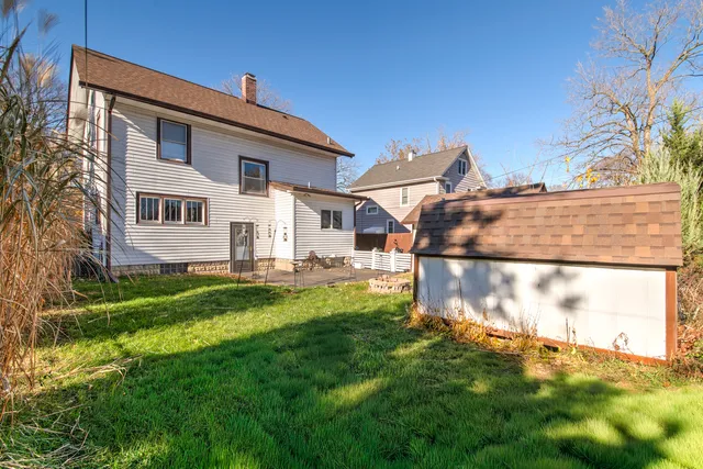 a view of backyard of house