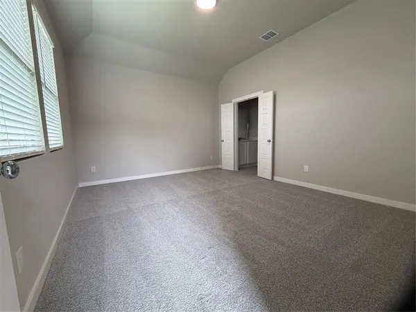 $2,300 | 307 Green Gables Drive, McKinney, TX 75071