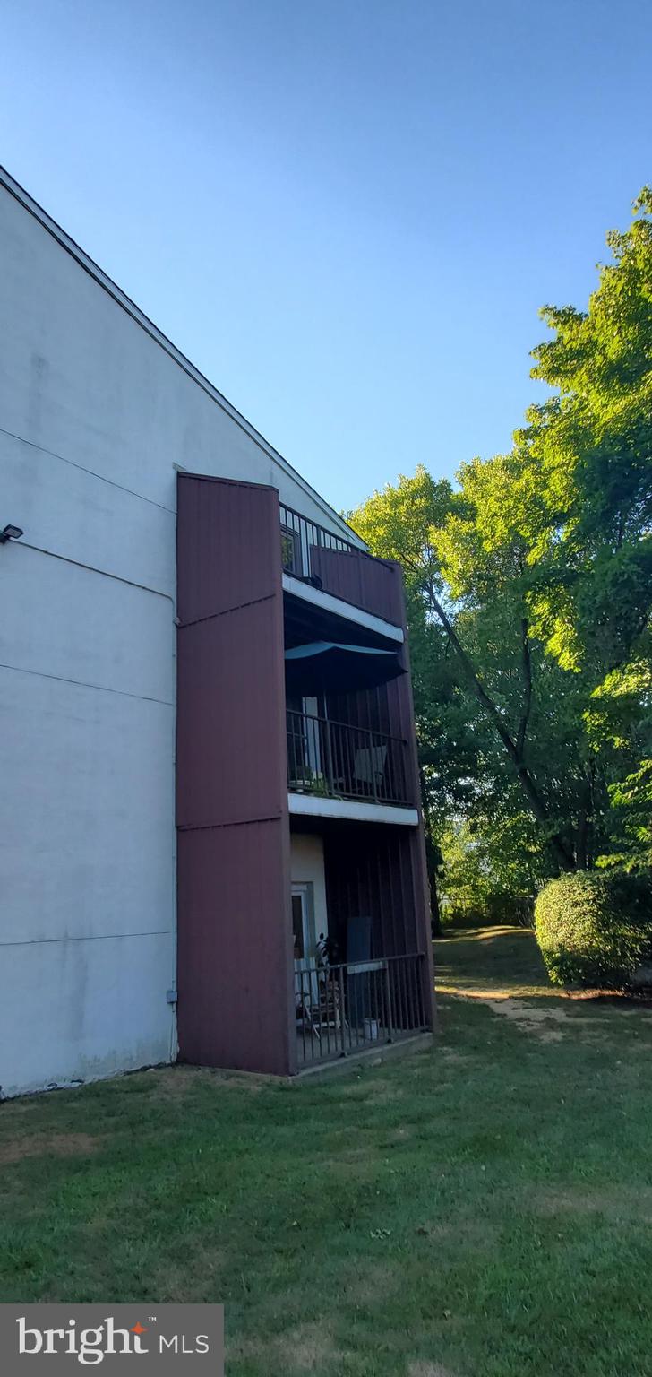 301 Byberry Road, Unit F3 Philadelphia, PA 19116 - Photo 2 of 40 Gallery Image 2