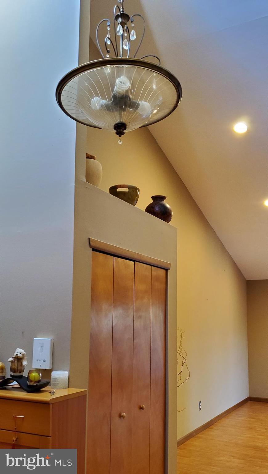 301 Byberry Road, Unit F3 Philadelphia, PA 19116 - Photo 4 of 40 Gallery Image 4