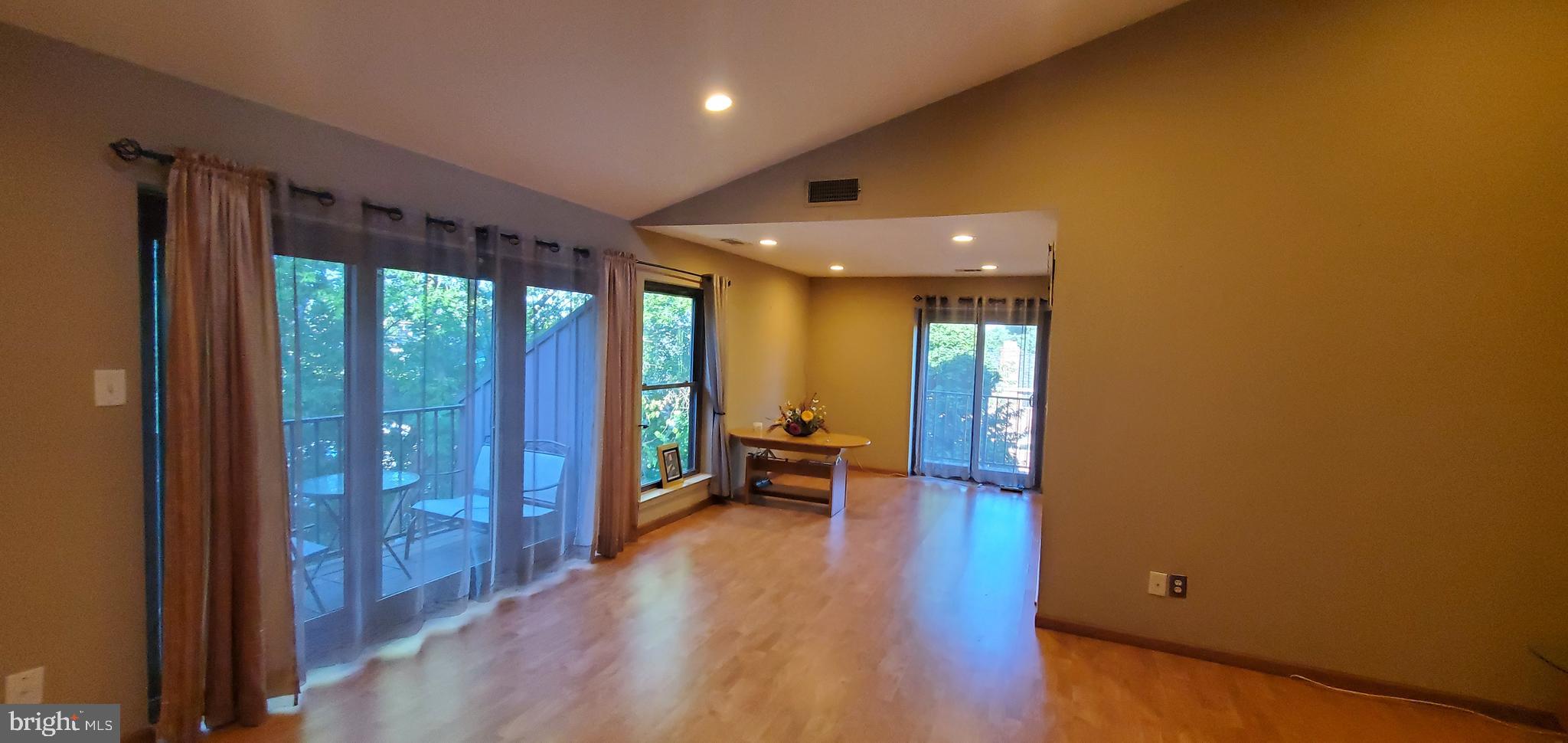 301 Byberry Road, Unit F3 Philadelphia, PA 19116 - Photo 9 of 40 Gallery Image 9