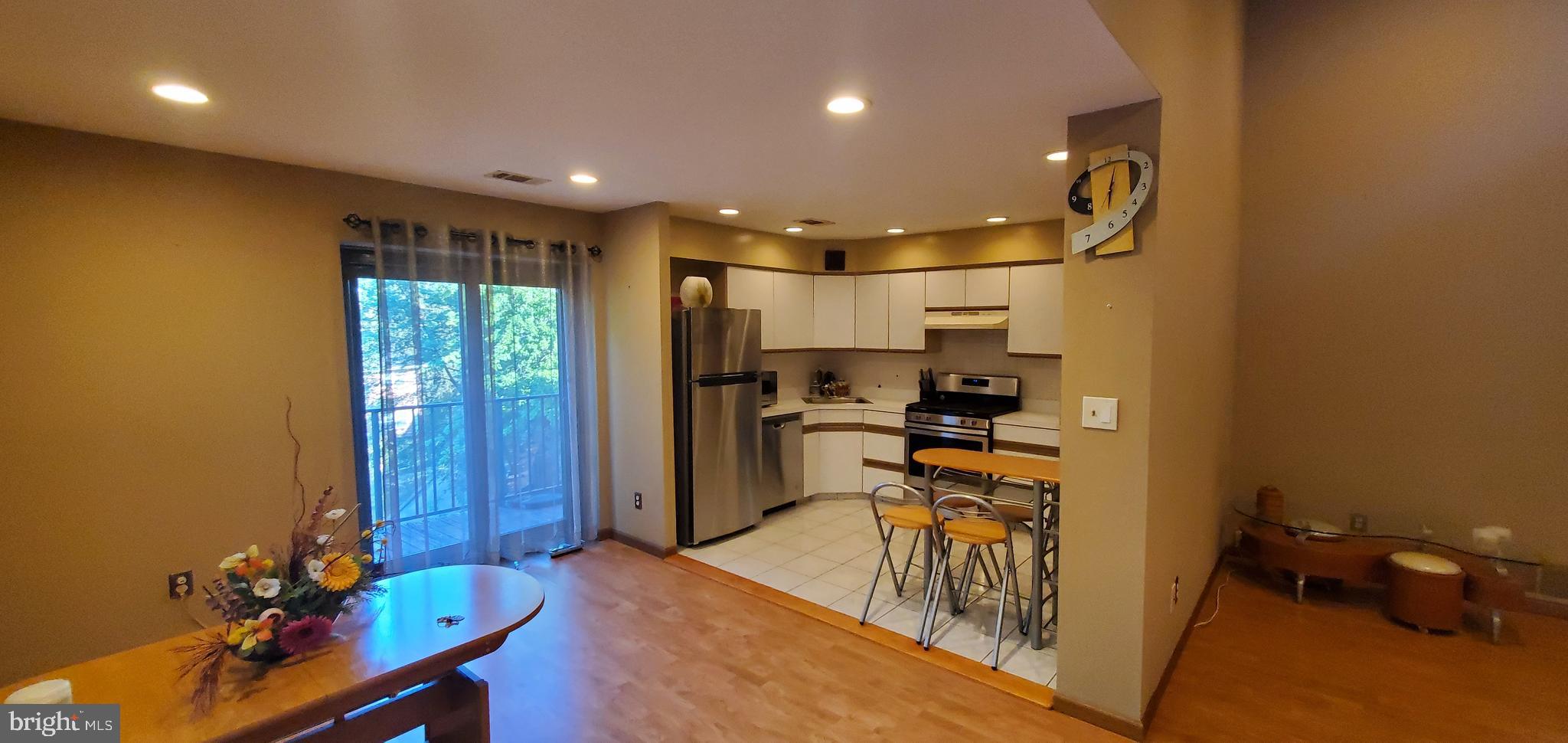 301 Byberry Road, Unit F3 Philadelphia, PA 19116 - Photo 10 of 40 Gallery Image 10