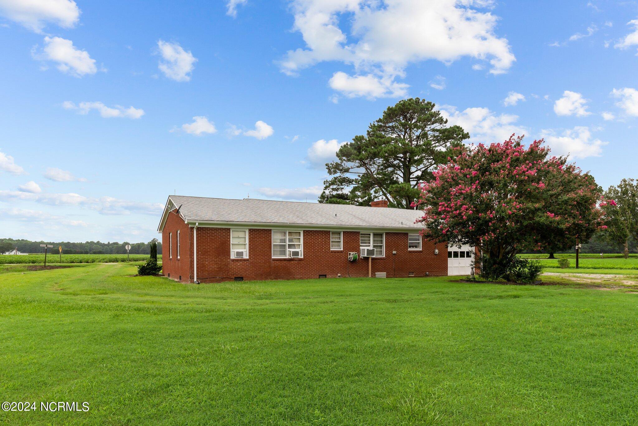2835 Fire Dept Road Williamston, NC 27892 - Photo 29 of 34 44-web-or-mls-DSC_1459