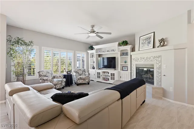 $397,000 | 10809 Garden Mist Drive, Unit 2064, Las Vegas, NV 89135