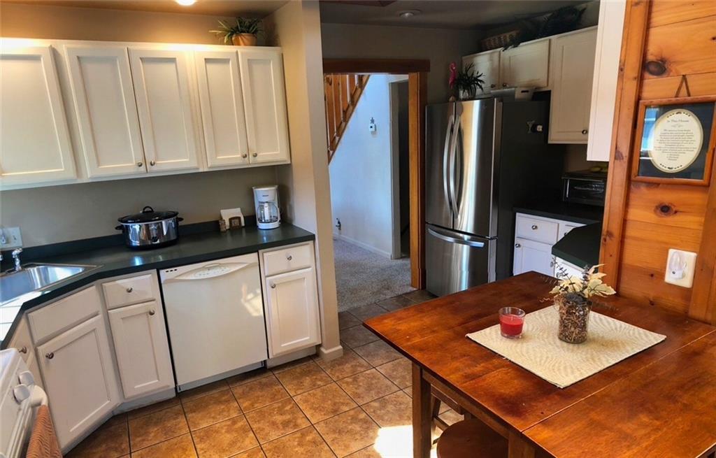 424 Center Road Monroeville, PA 15146 - Photo 5 of 25 Gallery Image 5
