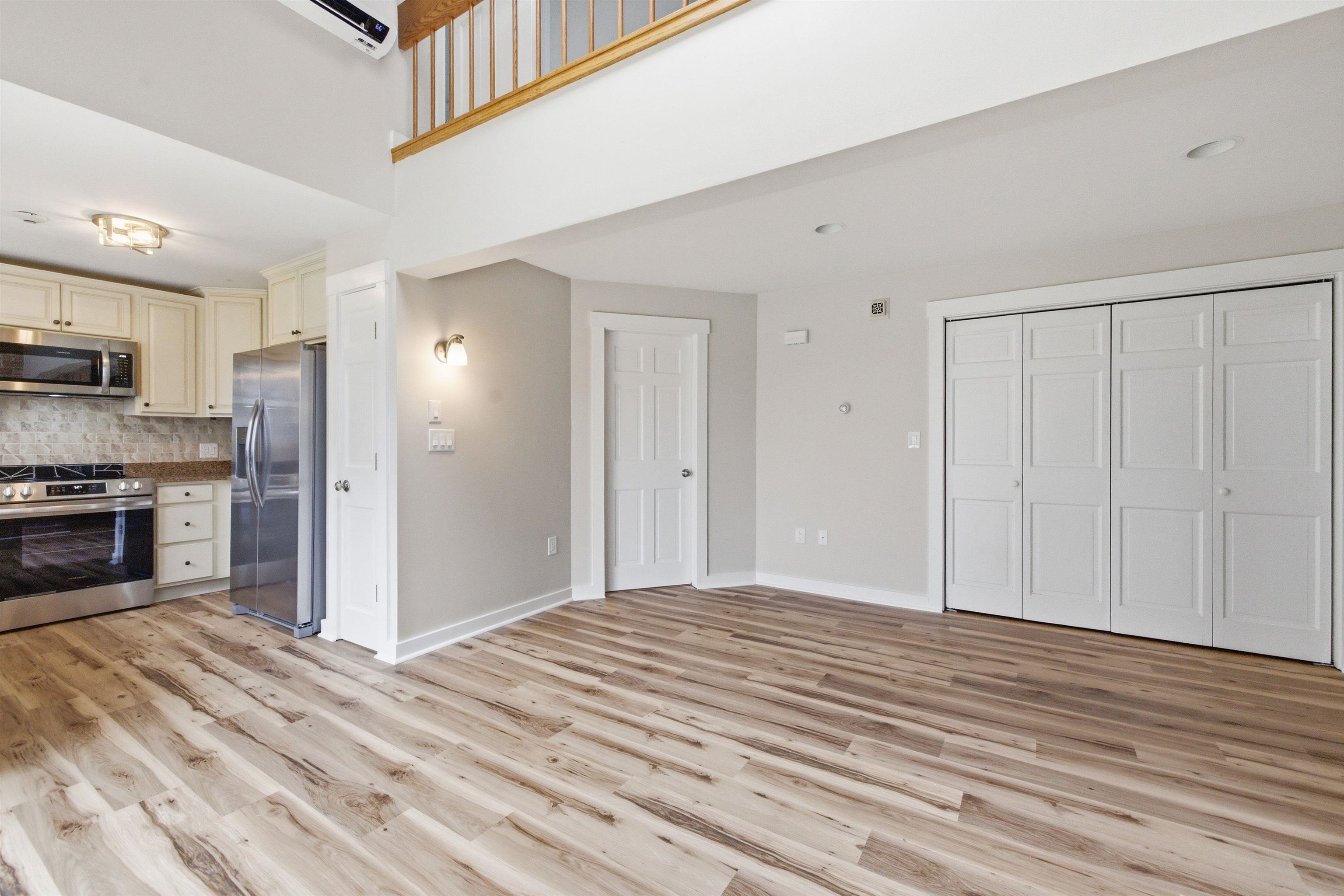 21 Fells Way, Unit B Laconia, NH 03246 - Photo 9 of 57
