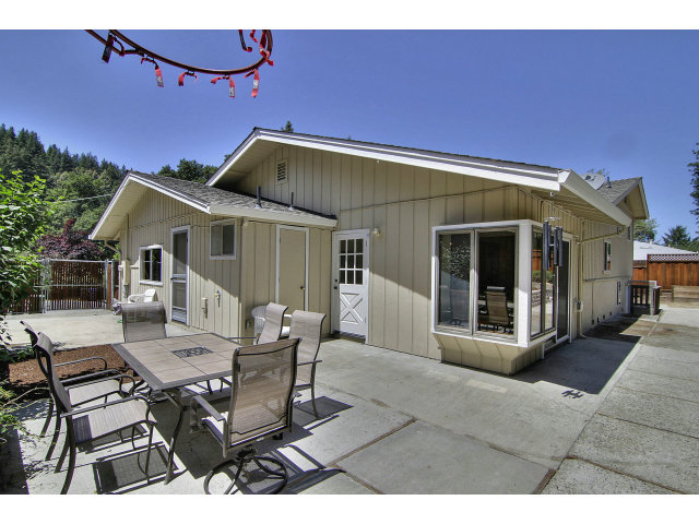 8350 Hihn Road Ben Lomond, CA 95005 - Photo 5 of 25 Gallery Image 5