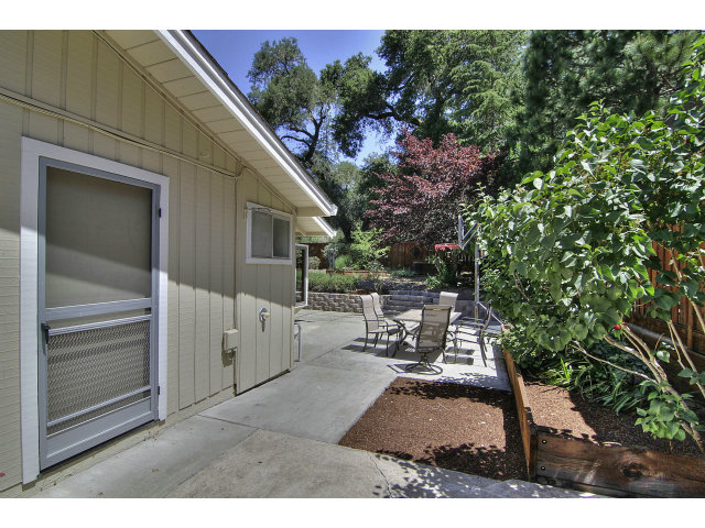 8350 Hihn Road Ben Lomond, CA 95005 - Photo 8 of 25 Gallery Image 8