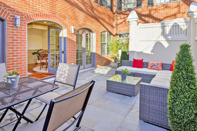 $1,500,000 | 66 State Street, Unit 202, Portsmouth, NH 03801