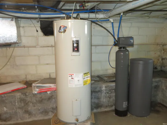 $268,900 | 124 West Columbia Street, Flora, IN 46929