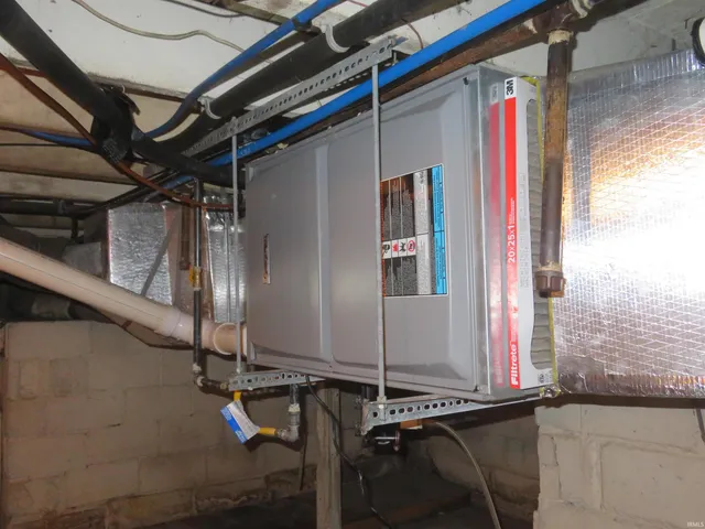 $268,900 | 124 West Columbia Street, Flora, IN 46929