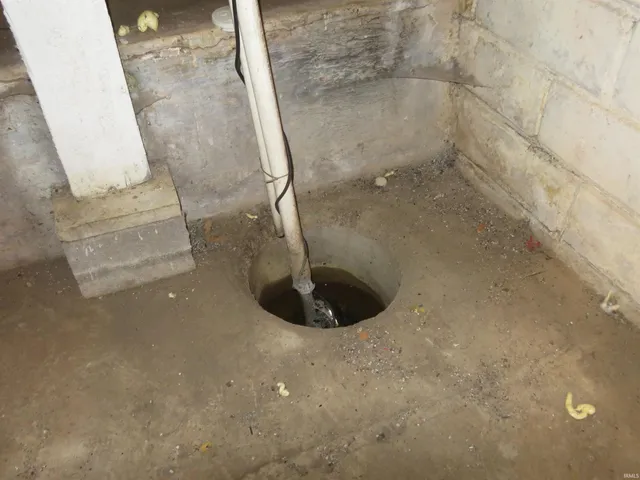 $268,900 | 124 West Columbia Street, Flora, IN 46929