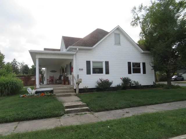 $268,900 | 124 West Columbia Street, Flora, IN 46929