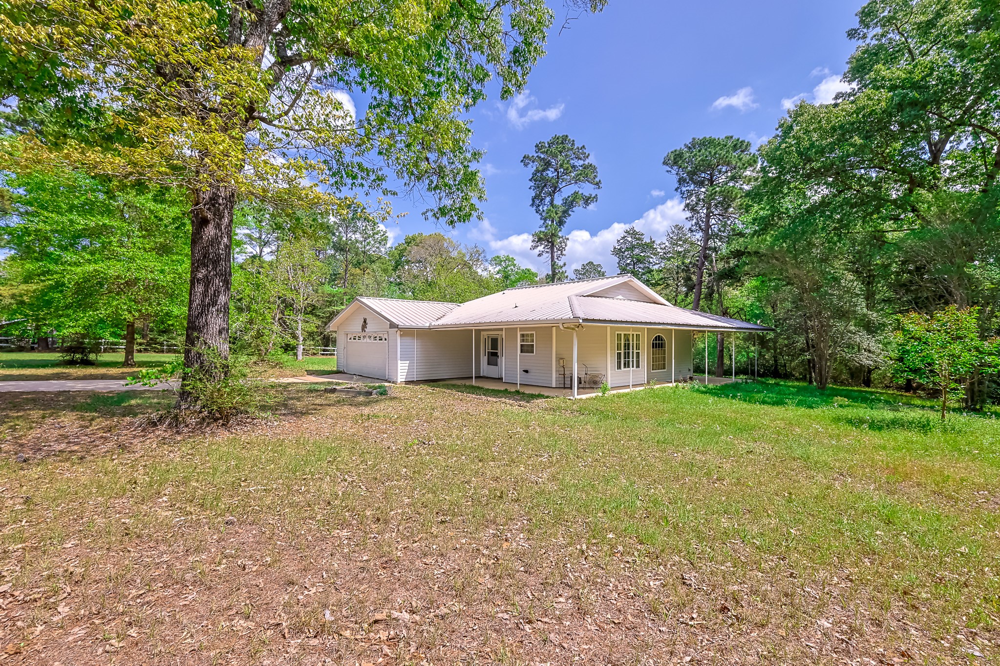 8 Vick Road New Waverly, TX 77358 - Photo 3 of 39