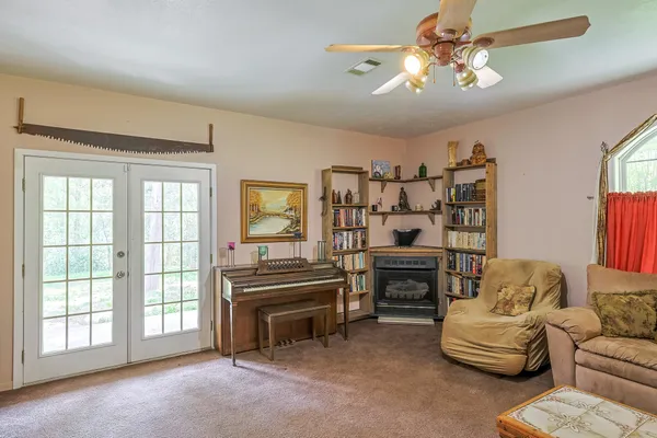 $2,500 | 8 Vick Road, New Waverly, TX 77358