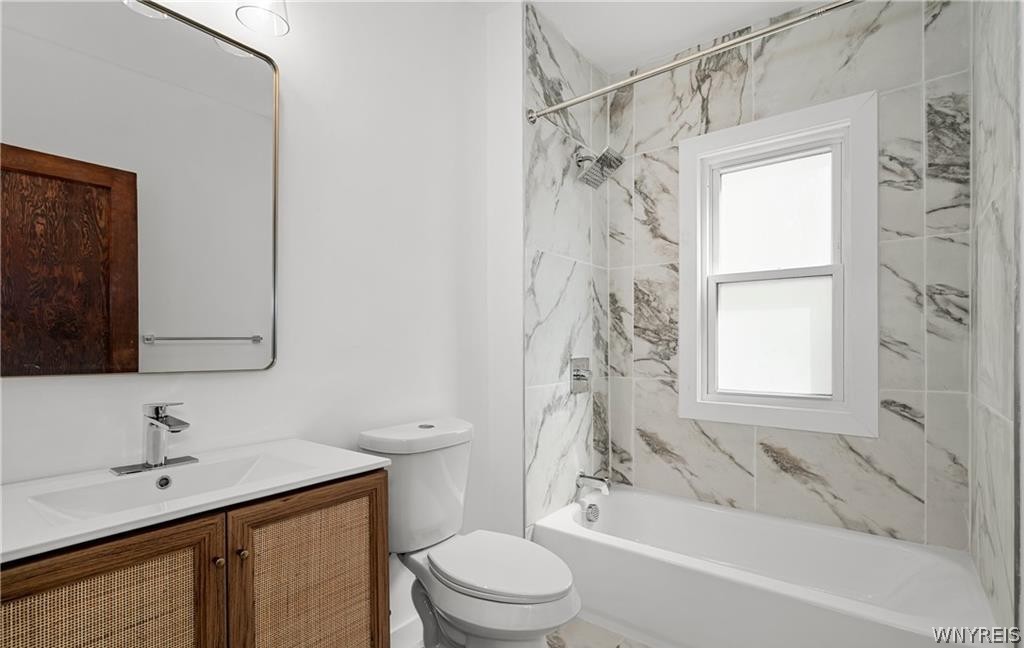 33 Harding Road Buffalo, NY 14220 - Photo 10 of 14