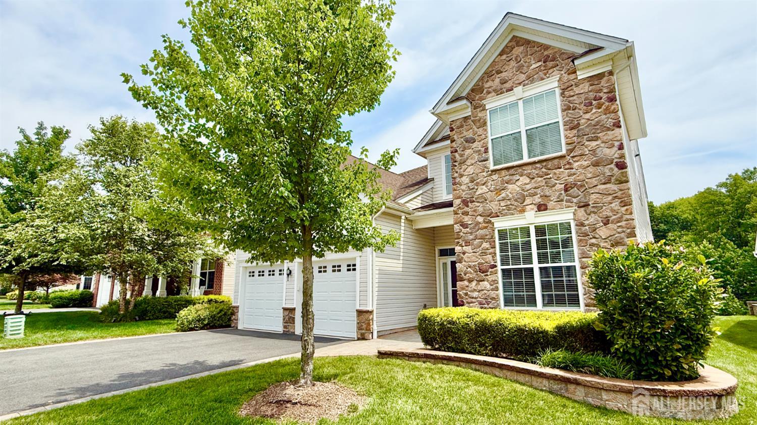 38 Inverness Drive Skillman, NJ 08558 - Photo 2 of 36